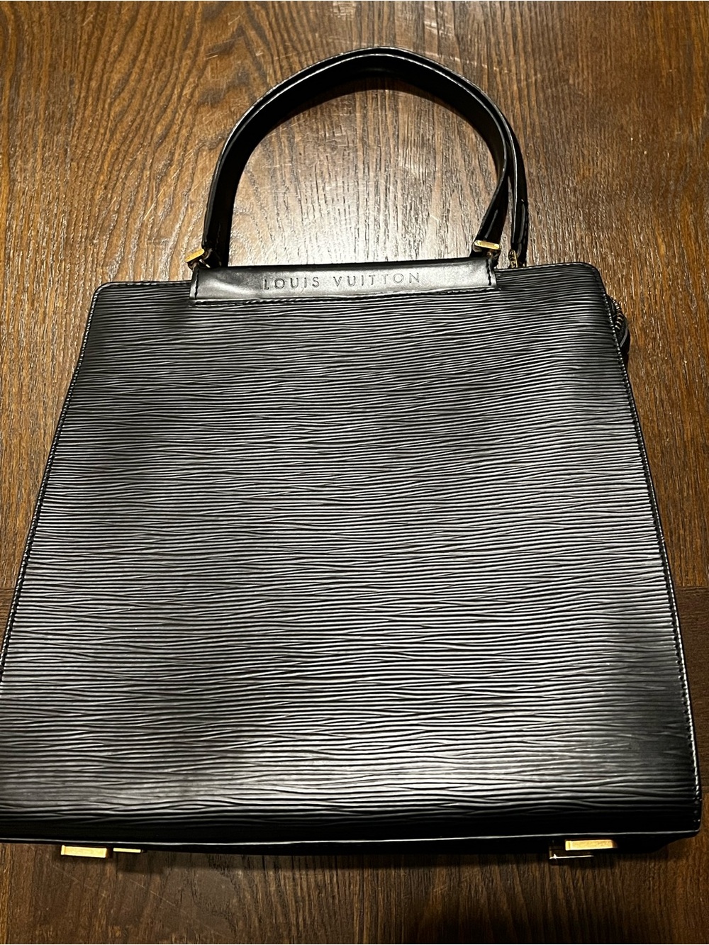 Black Louis Vuitton Epi handbag